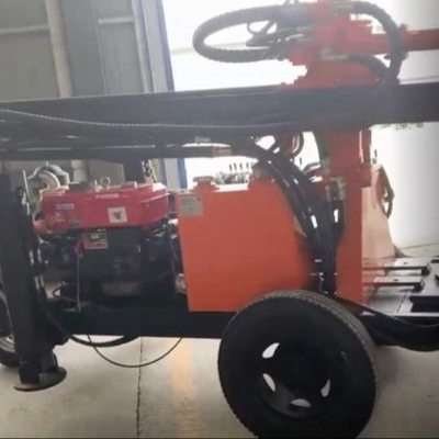 De aanhangwagen zette Boorinstallatiemachines Portable For Water die goed op boren