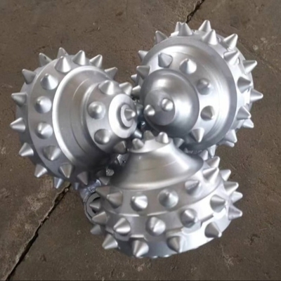 200 mm IADC545 Luchtboor Tricone Rock Bit voor mijnbouwboorprojecten