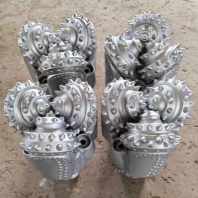 24 inch Tricone Roller Bits IADC537 Well Drill Bit voor horizontaal richtingsboren