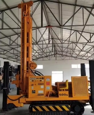 Warm verkoop Dieselmotor Hoofdhamer Hydraulisch Rotary Water Well Drill Rig Met 500m Boordiepte