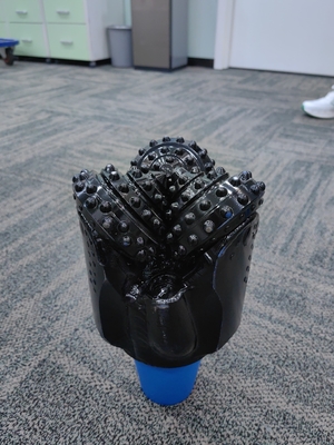 6 1/2' IADC837 Hoogwaardig Hoog boorvermogen Tricone Bit Voor olie-exploratie