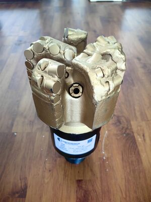 8 1/2 inch 5 bladen PDC boorstuk voor waterput boren met API REG draad