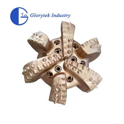 17 1/2 Inch API Standaard 6 Vleugel PDC Bit met Hardfacing op het Lichaam